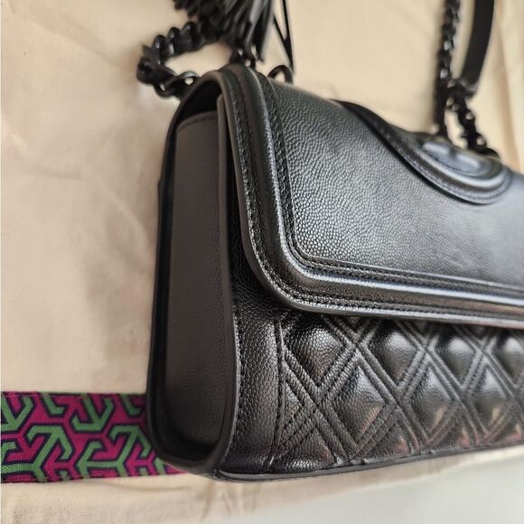 Tory Burch Small Fleming Convertible Shoulder Bag - Picture 4 of 12